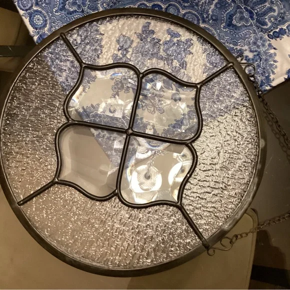 Vintage Clear Stain Glass Round with hanging chain - Picture 1 of 10